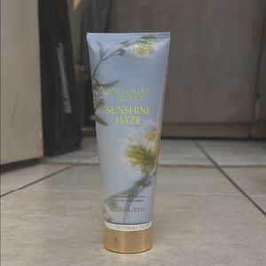 Victoria's Secret Sunshine Haze Fragrance Lotion